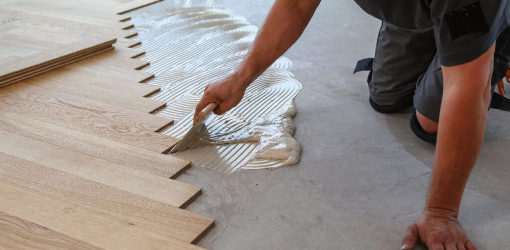 fitting solid wooden flooring