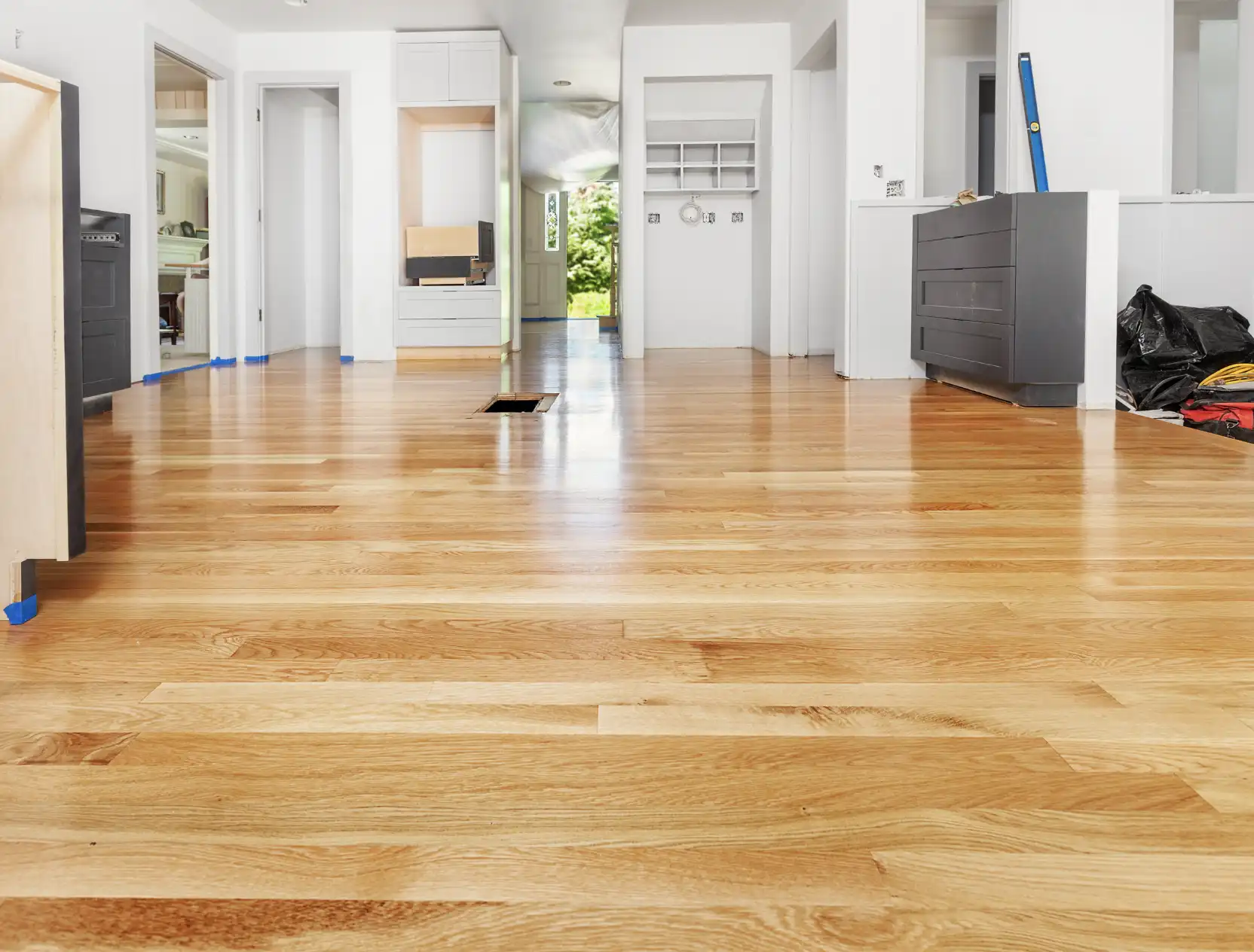 https://cdn.jgflooring.co.uk/wp-content/uploads/2024/12/polish-wood-floor.webp
